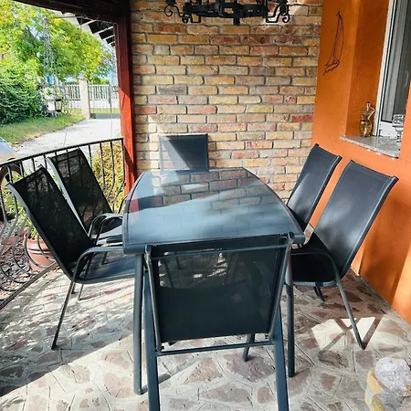 公寓 Balaton View 30 M From *